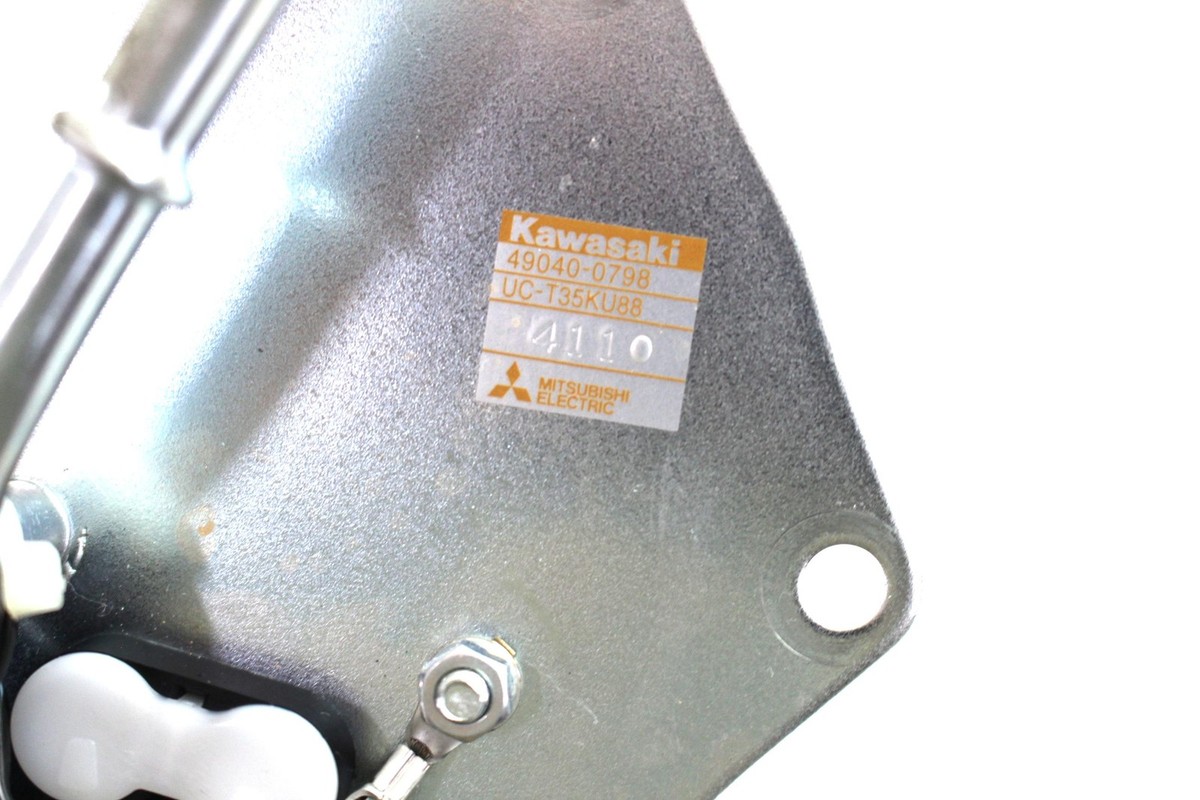 22-24 Kawasaki Ninja ZX10R Fuel Pump Gas Oem 49040-0798 | eBay