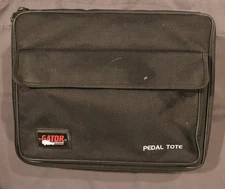 Gator Cases Pedal Tote. 16.5 x 12 in Pedal Board with Gig Bag. Black.