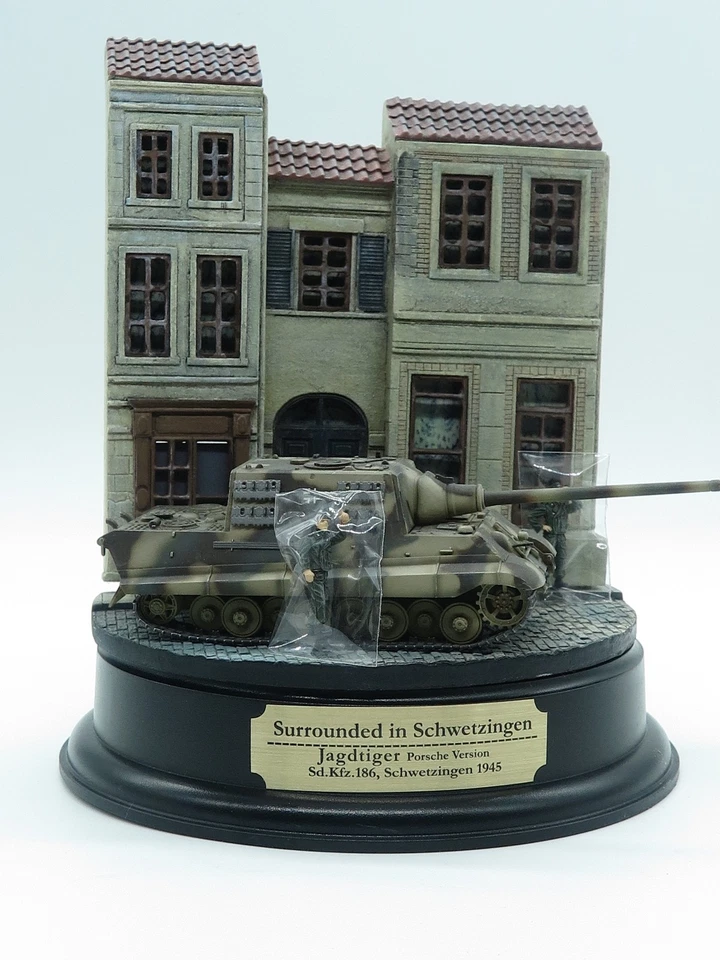 DRAGON ARMOR 60199 - Jagdtiger Porsche Virsion 1./s.Pz.Jg.Abt.65 3  1945  1:72 - Immagine 2 di 4