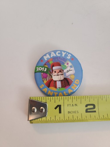 Official 2013 MACY'S Department Store Christmas Land Santaland Button Pin - Picture 4 of 5