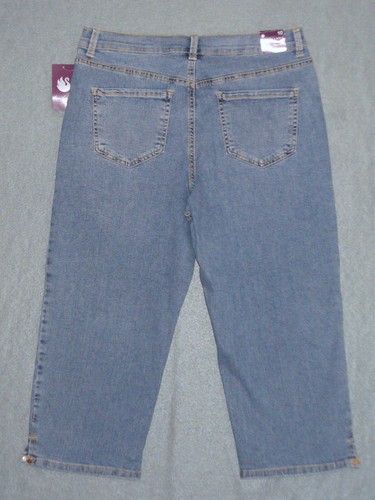 NWT Women's Gloria Vanderbilt Amanda Denim Capris - U Pick - New Added 3/23/25 - Picture 7 of 49