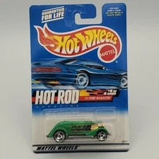 Hot Wheels 2000 #008 Hot Rod Magazine #4/4 '33 Ford Roadster