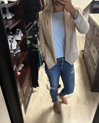BCBGMAXAZRIA Women's Size XS Open Front Chic Blazer In Beige/Tan