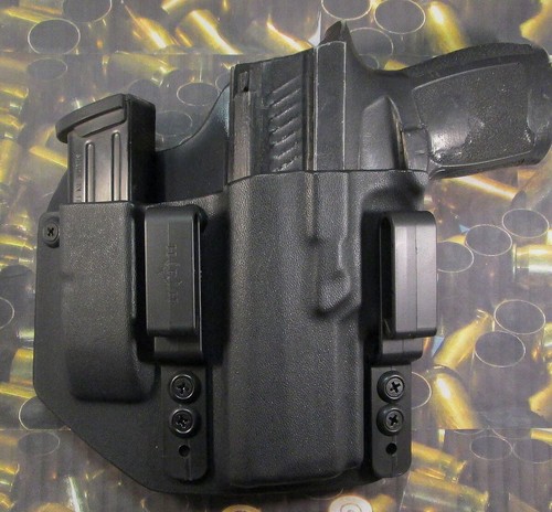 Hunt Ready Holsters: LH IWB Sig P 320 Compact Holster with Extra Mag Carrier - Picture 1 of 12
