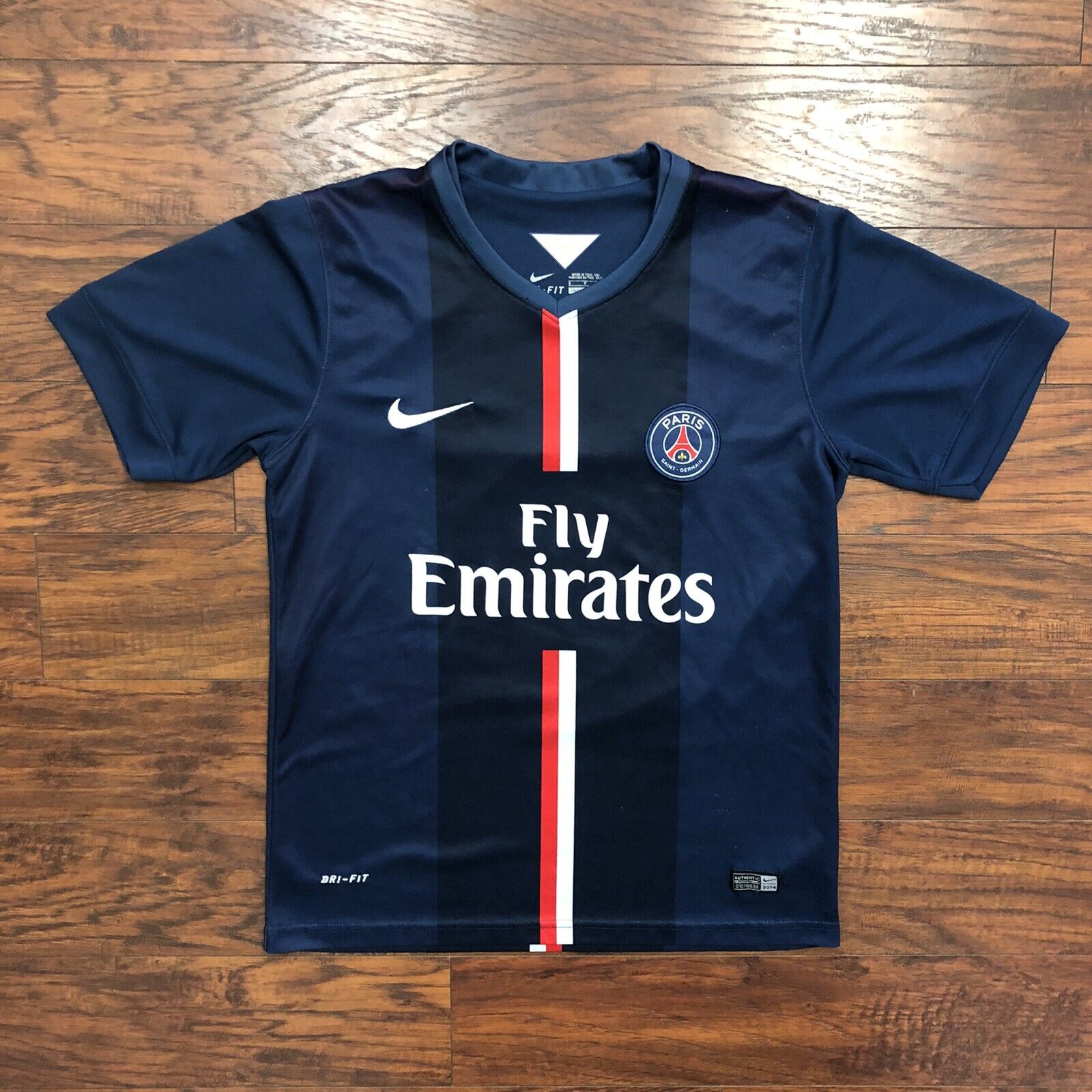 Paris saint Germain t-shirt roblox fly Emirates em 2023