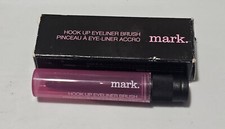 Avon mark Hook Up Eyeliner Brush