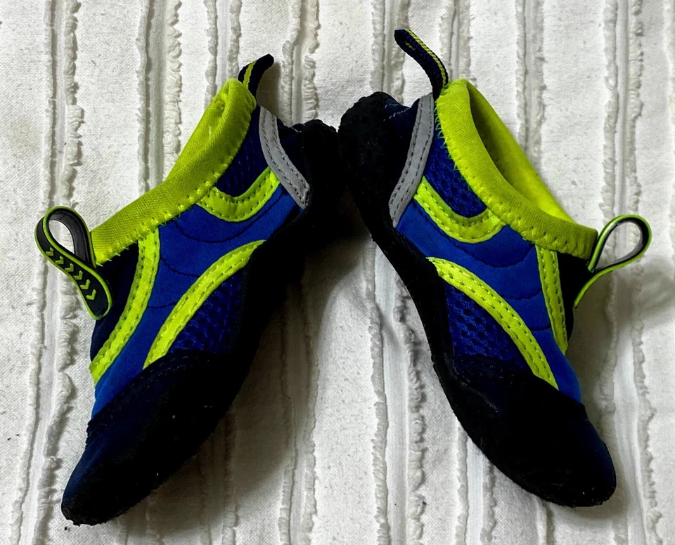 Koala Kids Water Shoes Size 6 Foto 3 de 4