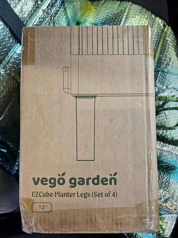 VEGO GARDEN The EZCube  Planter LEGS. (SEE PICTURES).