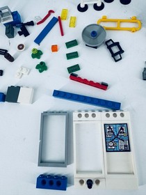 LEGO City Cars 10 Minifigures Parts Lot Trucks Police 60046 60243 60245 60273