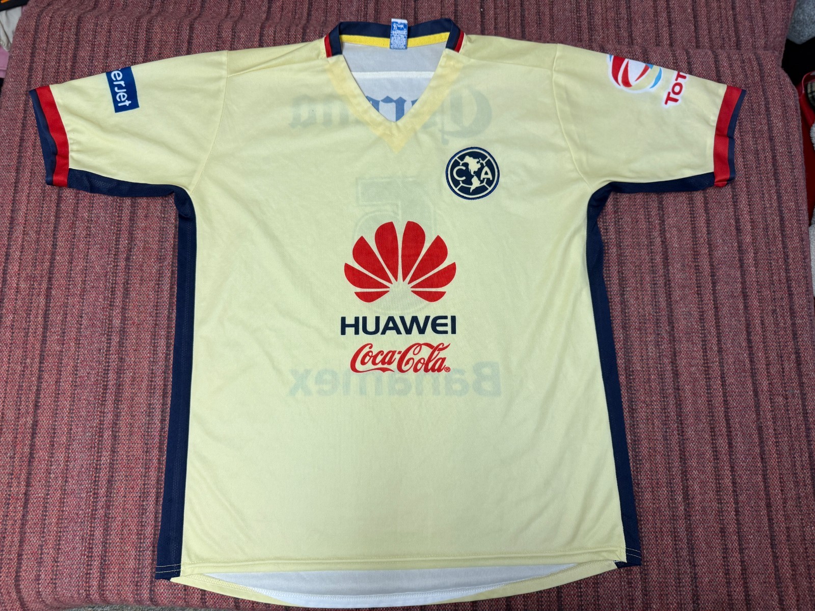 MENS USED VINTAGE REMINI CLUB AMERICA MEXICO SOCCER JERSEY SIZE XL/2XL