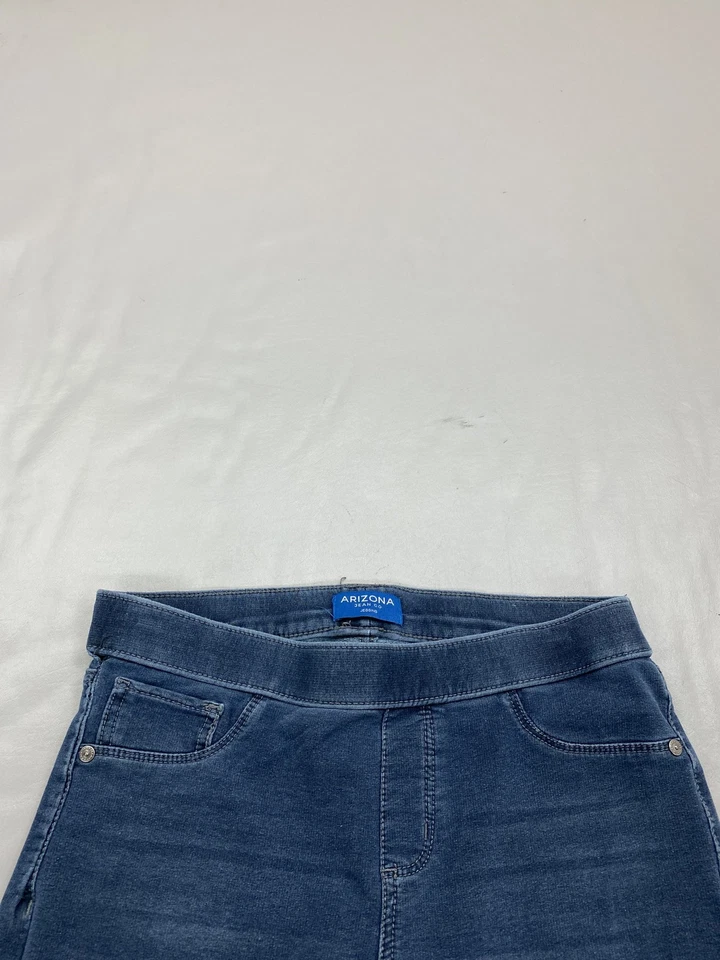 Pantalones de mezclilla ajustados elásticos grandes para mujer Arizona Jean Co Foto 2 de 4