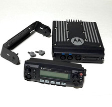 Motorola XTL2500 M21SSM9PW1AN 450-520 MHz UHF Remote Head Mobile Radio