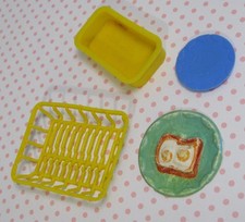 Vintage Barbie Doll Deluxe Reading Dream Kitchen 1960s DISH SINK DRAINER basket