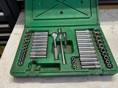SK Tools 91844 44 Piece 1/4'' Drive Metric & Fractional Socket Set Light use USA