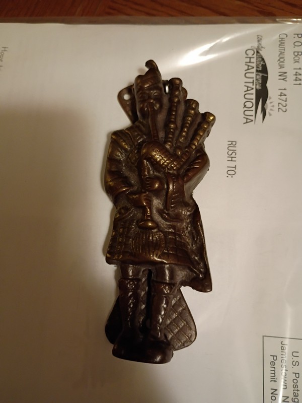 Vintage Scottish Piper Playing Bagpipes Brass Door Knocker 