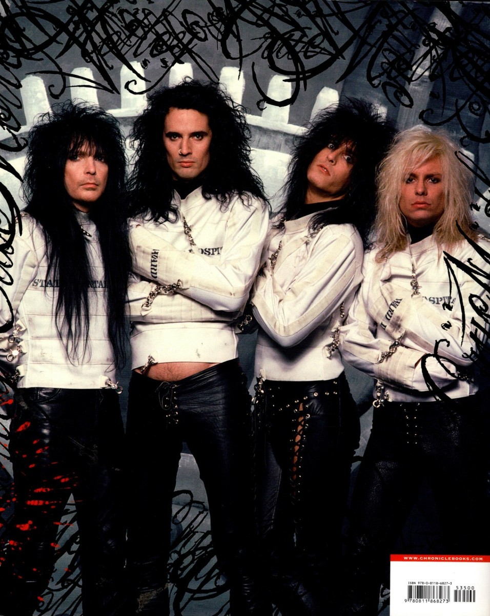 MÖTLEY CRÜE: A Visual History 1983-2005 Motley Crue: A Visual History, 1983-2005 - | 9780811868273