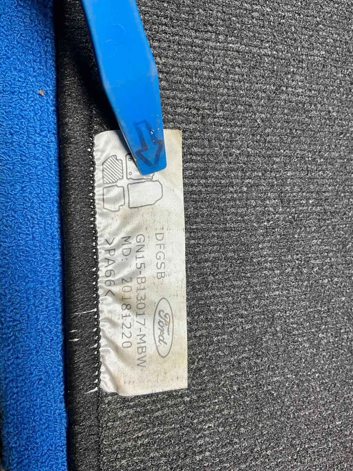 2018 2022 FORD ECOSPORT FRONT REAR LEFT RIGHT FLOOR MATS COMPLETE SET