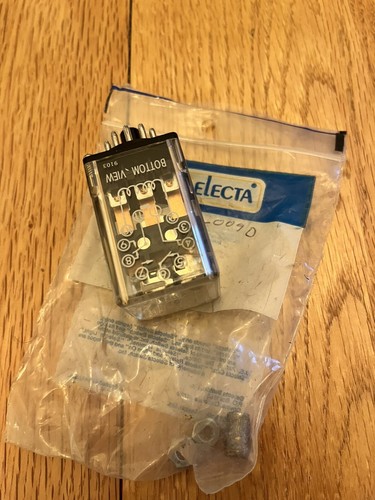 SELECTA SR67S300A7, 10A 240VAC/28VDC Relay - Picture 3 of 3