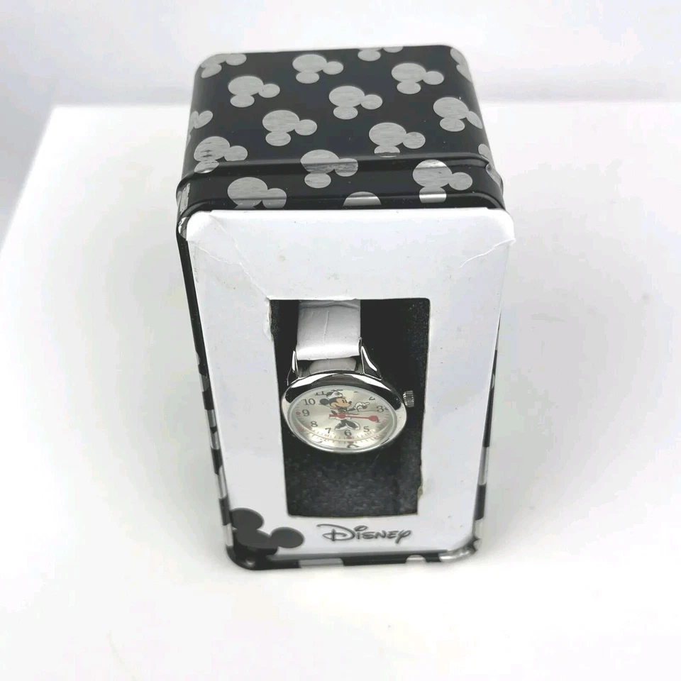 Reloj Enfermera Disney Minnie Mouse Corazón Rojo Segunda Mano Banda Blanca Nuevo en Caja Stock Antiguo Foto 4 de 4