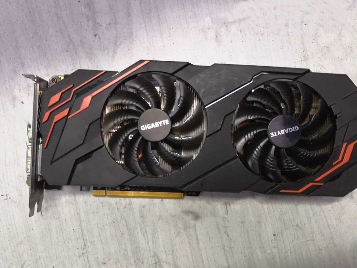 Gigabyte Gtx 1070 Hdmi Gtx 1070 Power Pins VGA Gigabyte GTX 1070