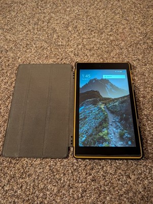 Amazon Kindle Fire HD 8 (8th Gen) 32GB - Yellow; Bundled with Magnetic Case