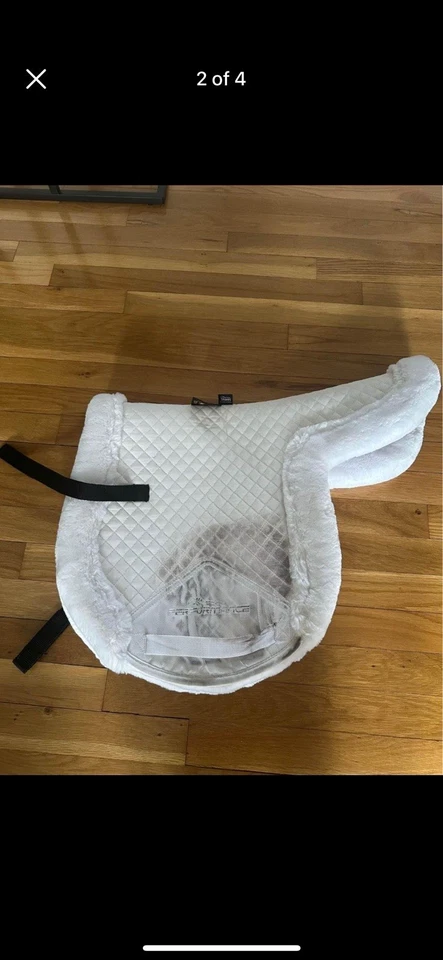 Almohadilla con forma de borde Shires Arma SupaFleece Foto 4 de 4