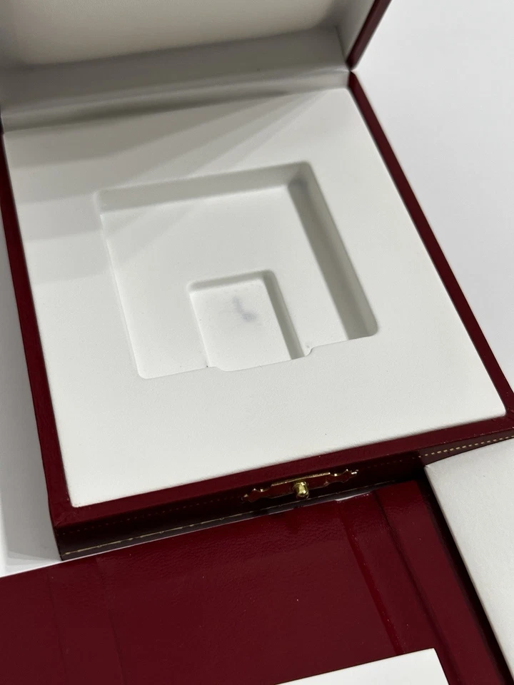 Caixa Cartier para Relógio de Mesa de Viagem Panthere - W0100031 - SOMENTE CAIXA - 1990-1999 - Imagem 3 de 4