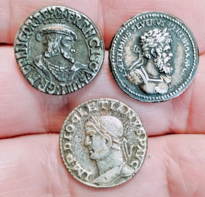 KONVOLUT 3 ALTE KNÖPFE - FRANZOIS 1. - DIOCLETIANVS - SEPTIMUS SEVERUS - 18 MM