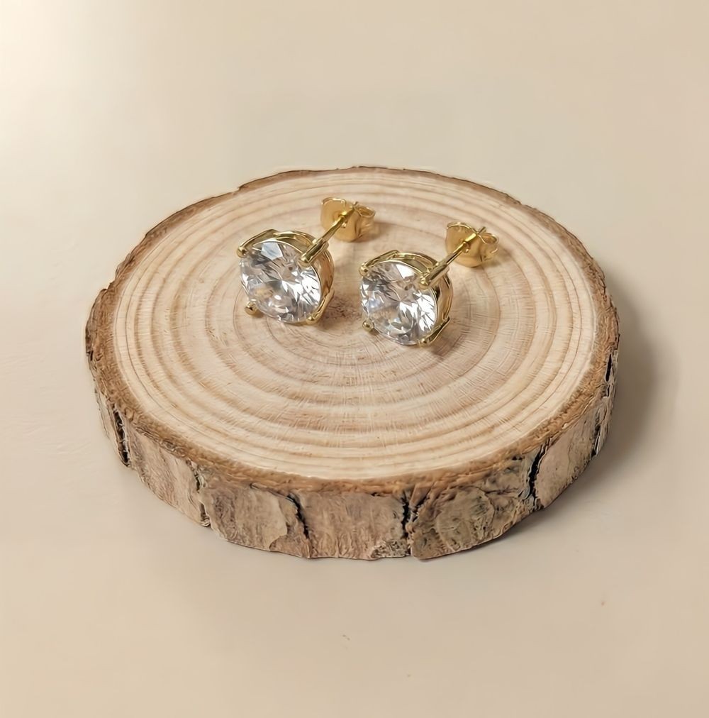 Boucles d'oreilles solitaire en plaqué or jaune 750 et zircon haute brillance