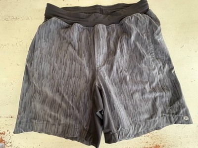 Lululemon Assert Short Men s Size Medium Speed Texture Deep Coal Black