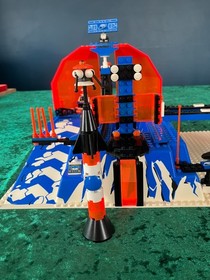 LEGO Space Ice Station Odyssey 6983 * 100% Complete w/ Book & Mini-Figures *1993