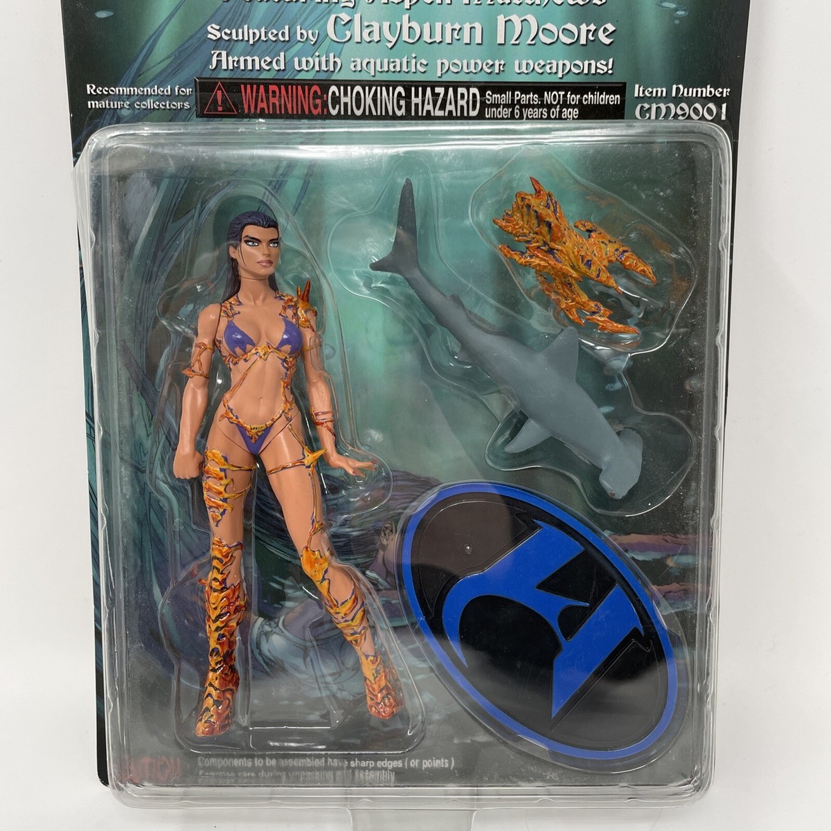 FATHOM statue Aspen Matthews en armure