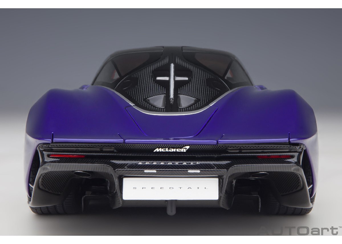 Auto Art 76089 1/18 McLaren Speedtail Metallic Purple Model Auto Art 76089 1/18 McLaren Speedtail Metallic Purple Model