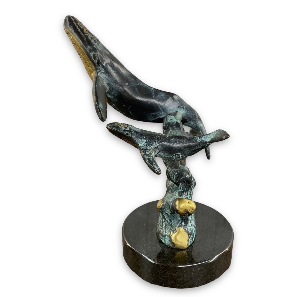 SPI GALLERY Brass Humpback Whale Sculpture On Base Ocean Aquatic