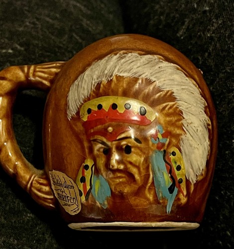 Vintage Thriftco Japan Wisconsin Longhorns Indian Chief Salt and Pepper Shakers - Picture 9 of 19