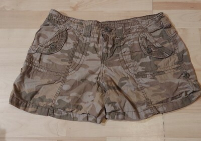 No Boundaries Women's Camo Shorts Size