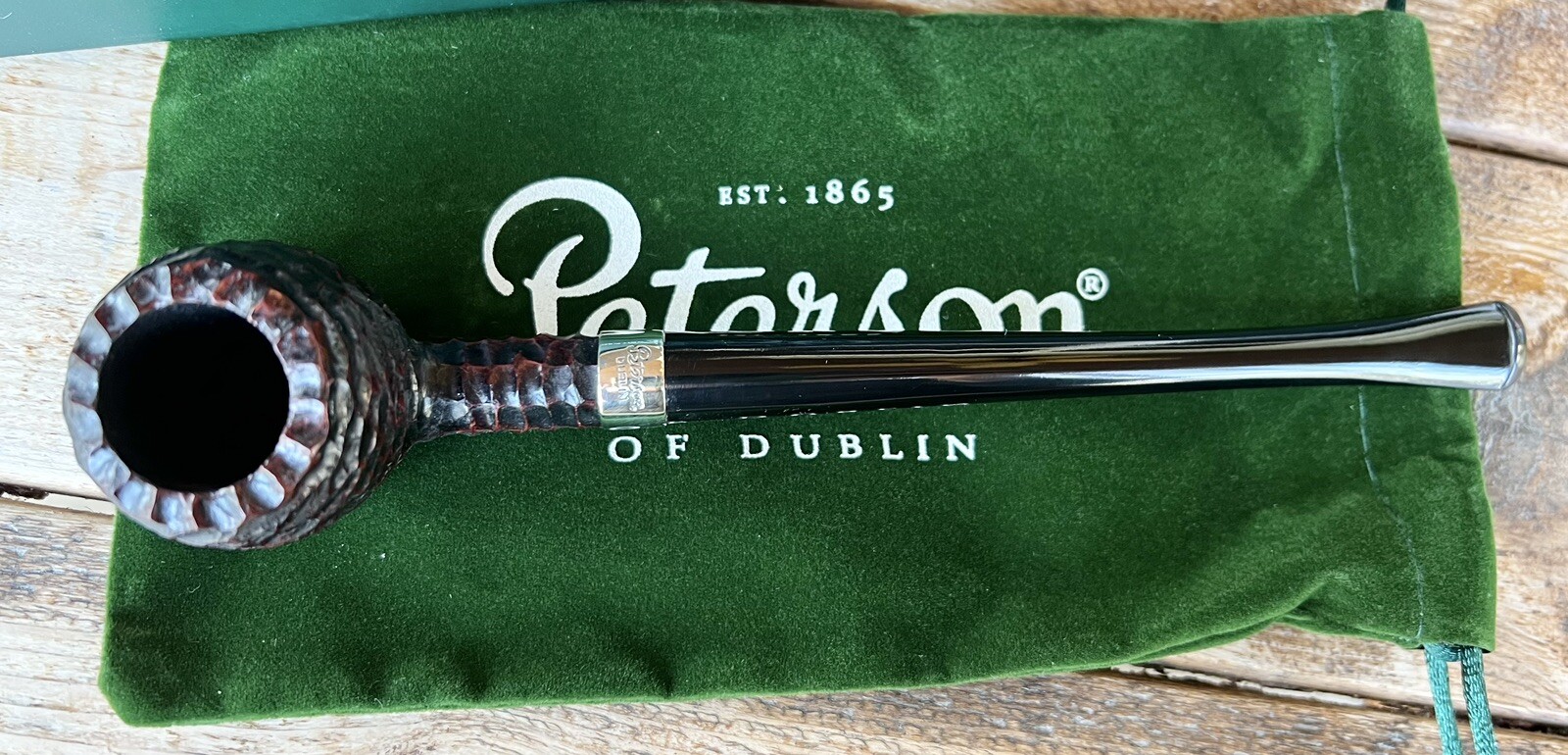 Peterson Tavern Pipe Rusticated Apple Fishtail Tobacco Pipe New eBay