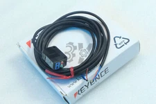 1PCS Keyence PZ2-61 Photoelectric Switch