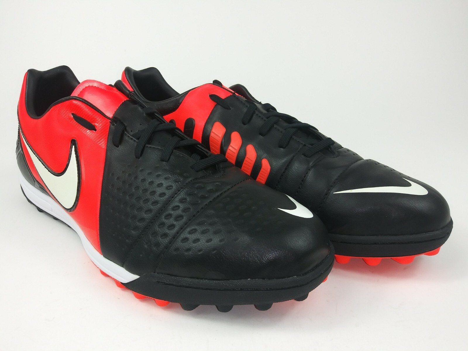 nike ctr360 turf