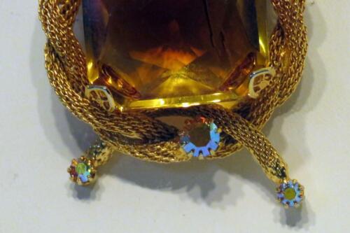 Vintage Topaz Brooch Pin with Braided Gold Rope - Picture 4 of 7