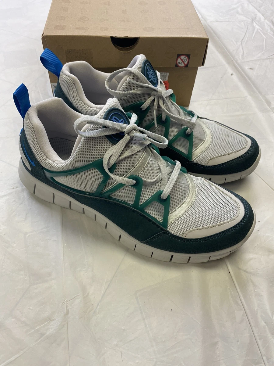 Nike free huarache light clearance og
