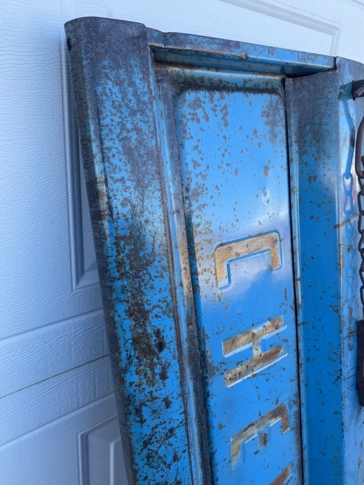 Camión Chevy Chevrolet Fleetside vintage años 50 60 pintura azul turquesa Foto 3 de 4