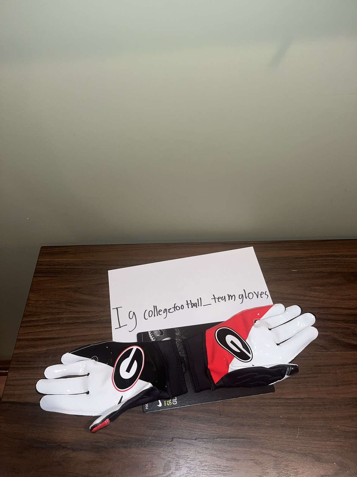 NIKE Super Bad 6.0 NCAA Uga L RECEIVER FOOTBALL GLOVES eBay
