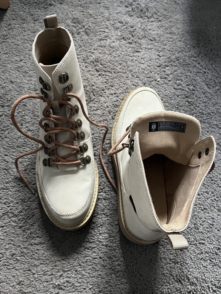 Bota de forma media para mujer Teva Foto 4 de 4