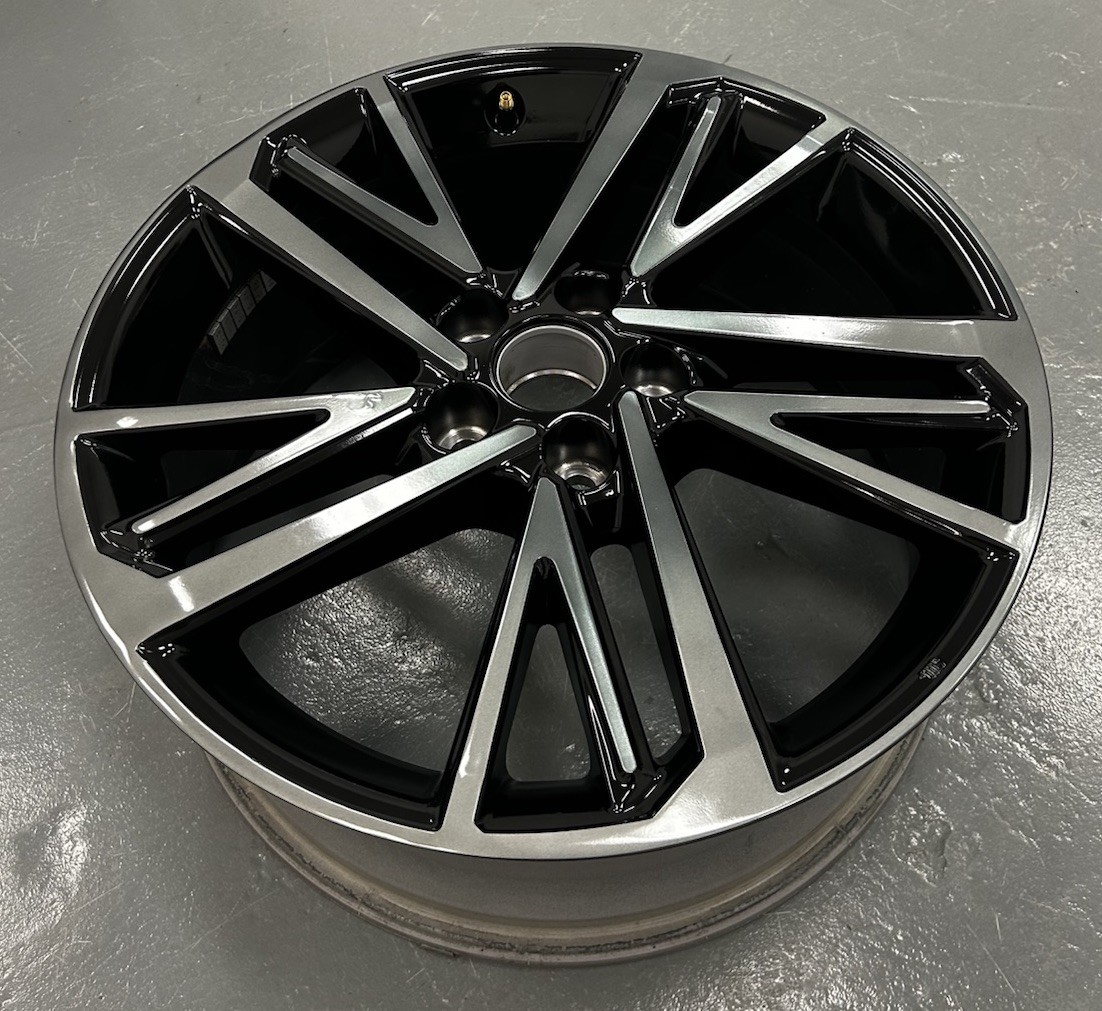 Toyota Camry 2025 2026 OEM 19' Wheel 75287 90082 95975 42611AQ040