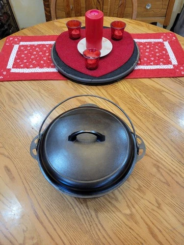 Griswold #8 Dutch Oven