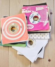 35 Jukebox 45 RPM Records Mixed Genres 1950s–1980s VG