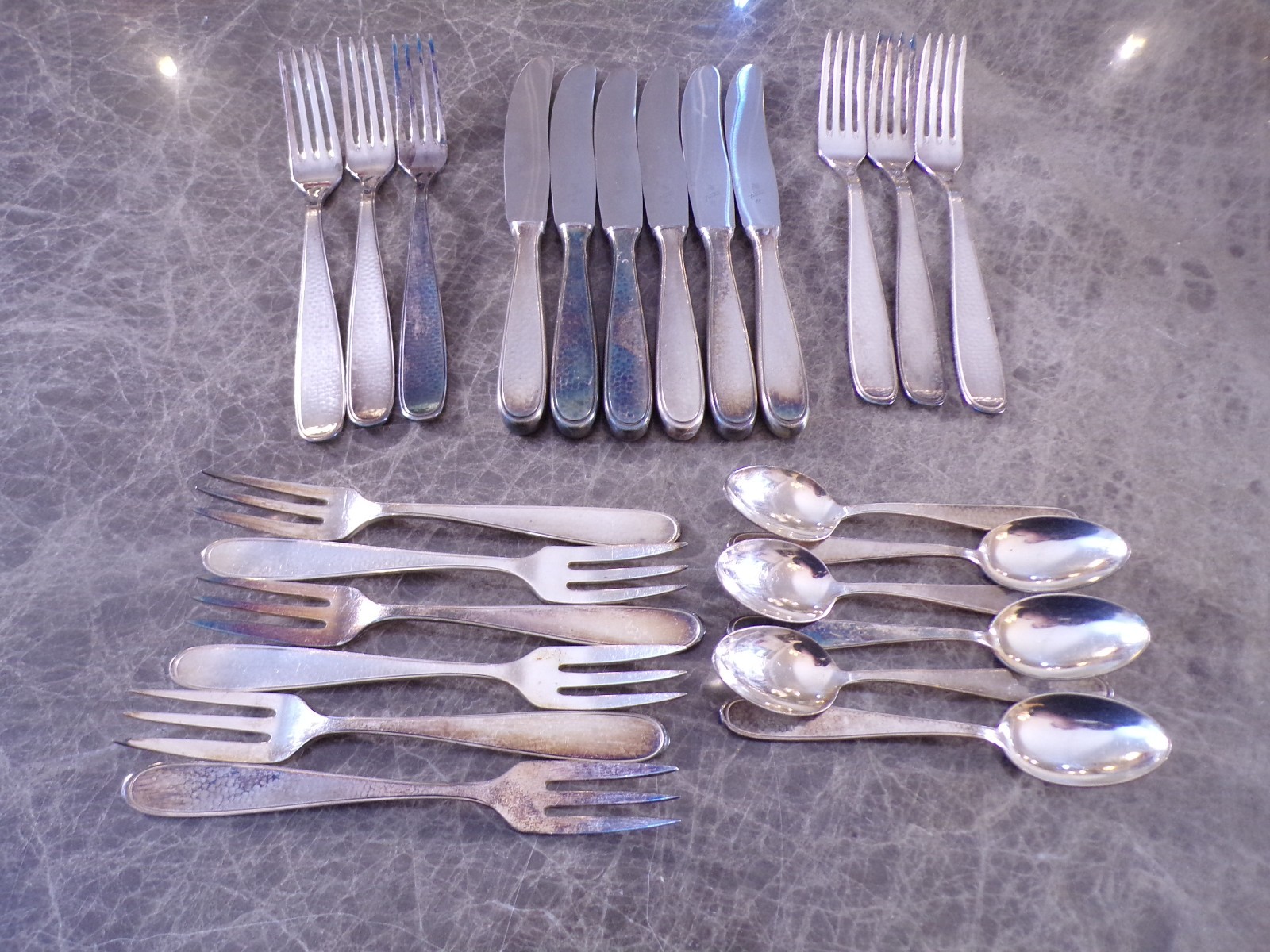 WMF 3100 Hammerschlag Vorspeisenbesteck für 6 Personen 24 Teile Silber 90er TOP