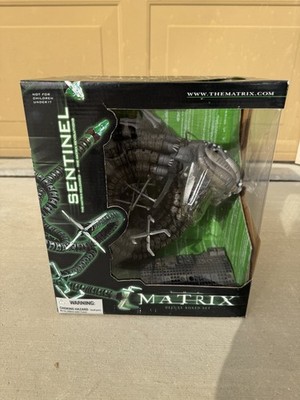 2003 THE MATRIX DELUXE BOXED SET ACTION FIGURE SENTINEL