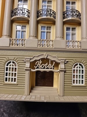Vollmer HO Scale 3772/43772 City Hotel Fully Assembled | eBay